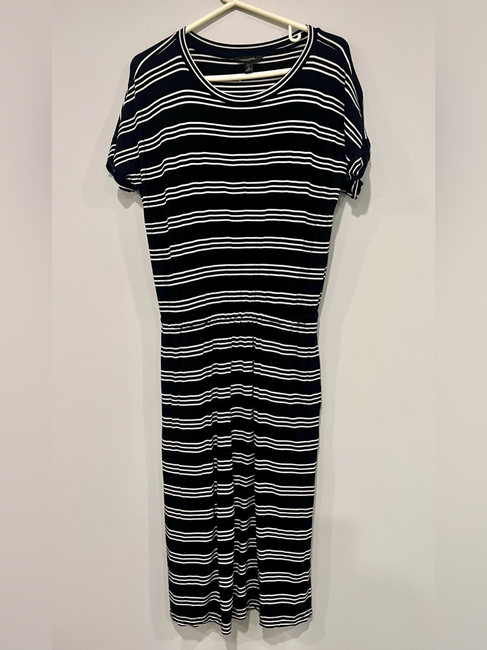 Banana Republic Petite Medium Striped Dress with Pockets – Black/White
